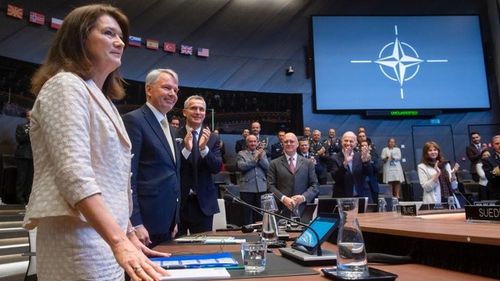 Premierul finladez Sanna Marin solicită Ungariei şi Turciei să aprobe cât mai repede cererile Suediei şi Finlandei de aderare la NATO