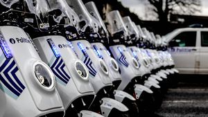 Motocicletele electrice intră tot mai mult în serviciile publice – între inovație și sustenabilitate. România, în continuare în urmă