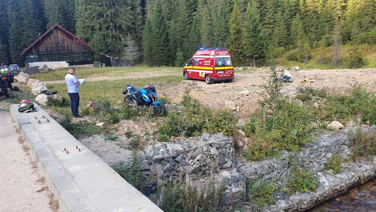 Trei răniți într-un grav accident în Vâlcea