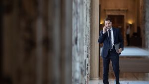 Ciucă: Pentru Primăria Capitalei fiecare partid va realiza propriul sondaj. Sigur, PNL îl are posibil candidat pe Sebastian Burduja, dar e nevoie să identificăm cea mai bună soluție în baza unui sondaj
