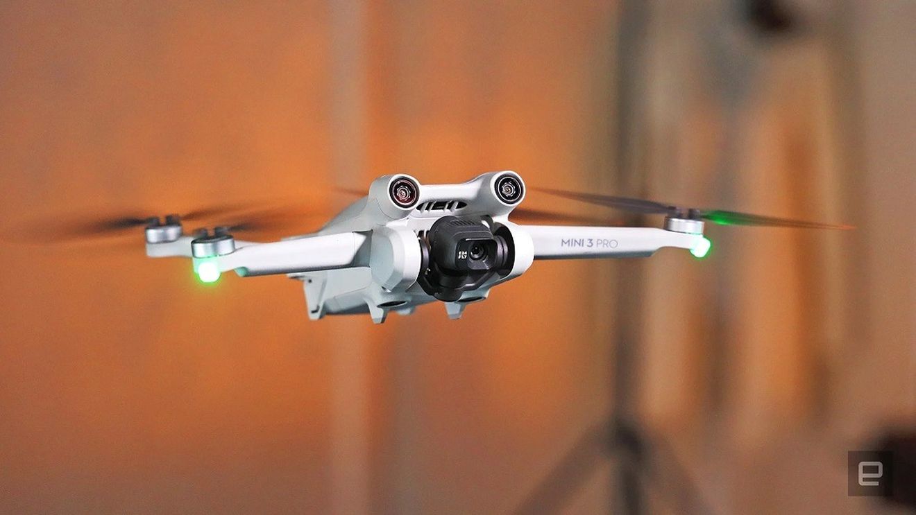 EXCLUSIV Instituții de forță din România, inclusiv Ministerul Apărării, utilizează drone chinezești DJI pe care Pentagonul le-a interzis deoarece ar constitui potențiale amenințări la securitatea națională a SUA. Ce spun CSAT, MApN, SRI și IGSU