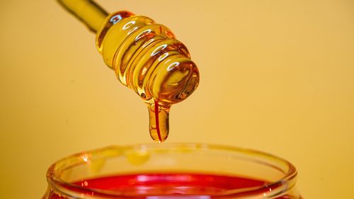 Ce este, de fapt, „mierea nebună”/ Se găsește doar în două locuri din lume și poate fi toxică: „Ne poate afecta”