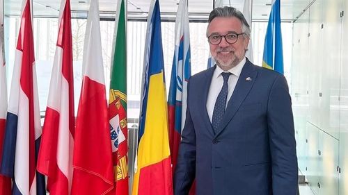 După scandalurile de la Teatrul Național, unde manifestările de solidaritate cu Ucraina au fost interzise, ministrul Romașcanu a prezentat la Luxemburg ”multiplele acțiuni promovate de Ministerul Culturii” pentru sprijinul refugiaților