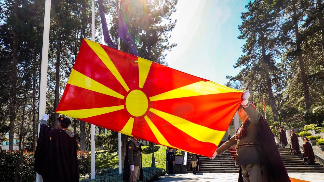 80% dintre etnicii macedoneni resping includerea minorității bulgare în Constituție