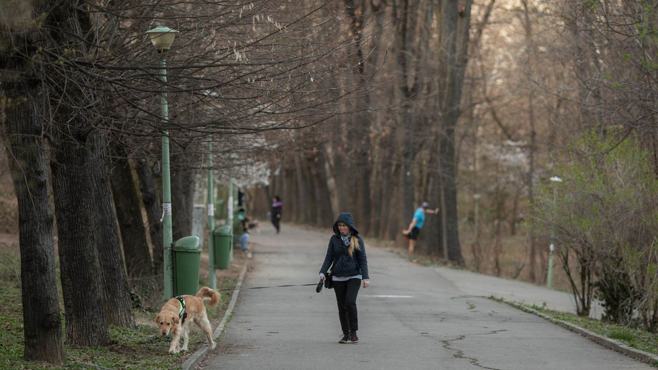 ANM: Vreme frumoasă şi deosebit de caldă în următoarele zile; temperaturile urcă până la 23 de grade Celsius