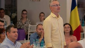 Stelian Ion și Eugen Tomac, eveniment comun USR-PMP în Mamaia, cu 400 de membri din regiunea Sud-Est: ”Alternativa de Dreapta”