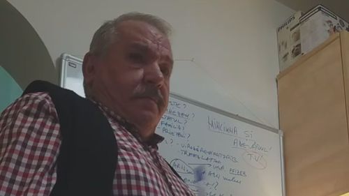 VIDEO Medic de familie din Prahova, conspirații în fața elevilor de liceu: SARS-CoV-2 este o armă biologică/ O afacere mare cu vaccinurile