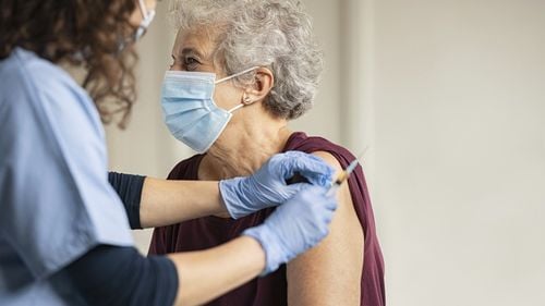 STUDIU BRITANIC Doar 1% din cei internați cu Covid în spital fuseseră vaccinați cu cel puțin 21 de zile înainte