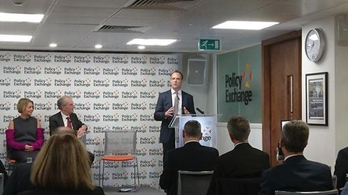 Marea Britanie se apropie de 8.000 de decese provocate de coronavirus/ Durata măsurilor de izolare s-ar putea prelungi