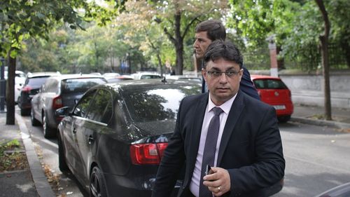 SURSE Secția pentru procurori a CSM a ridicat suspendarea din funcție a procurorului Cristian Popescu din Caracal, care a aşteptat ora 6.00 în faţa porţii lui Dincă / Procurorul se întoarce la serviciu