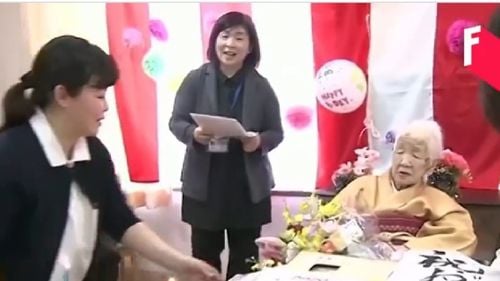 Japoneza Kane Tanaka, 118 ani, decana de vârstă a omenirii, nu mai participă la ştafeta flăcării olimpice din cauza riscului de infectare cu SARS-COV-2