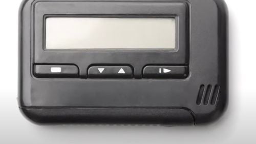 Hezbollah a trecut la pagere după ce telefoanele mobile au fost interzise: Sunt mai periculoase decât spionii israelieni / Ce sunt pagerele și de ce este util pentru teroriști faptul că nu emit niciun semnal