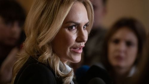 Firea: Decizia Coaliției de guvernare este clară și nu mai avem timp să o disecăm / Incertitudinea şi loviturile m-au marcat dar nu m-au descurajat / Nu-i voi abandona vreodată pe bucureșteni