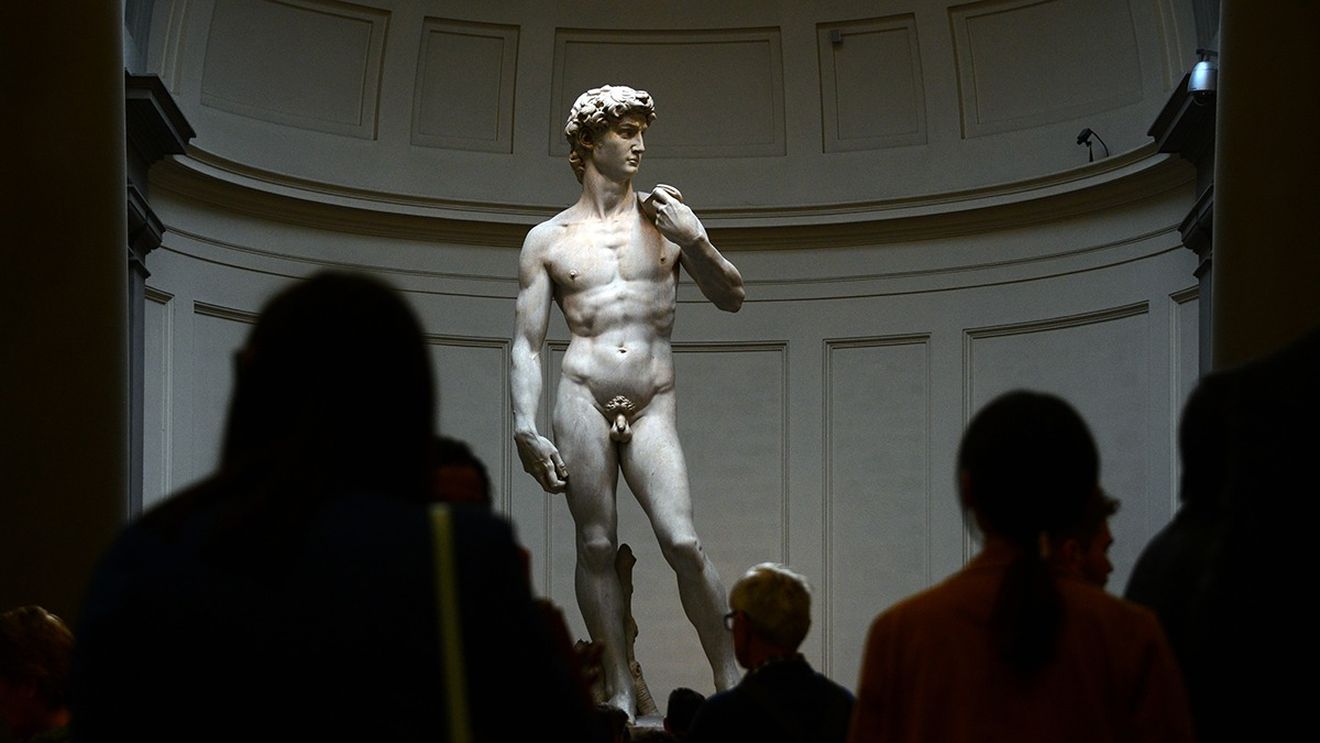 Scandal la o școală din SUA, după ce elevilor li s-a prezentat, la o lecție de artă renascentistă, statuia David a lui Michelangelo/ Unul dintre părinți a acuzat expunerea la pornografie, directorul a demisionat