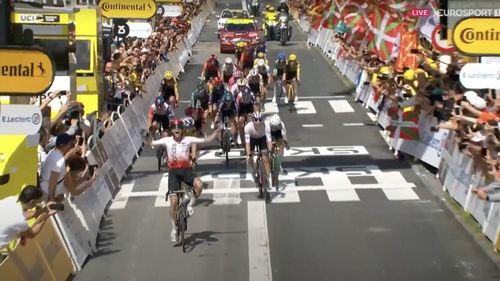 Victor Lafay a câştigat etapa a doua a Turului Franţei, desfăşurată duminică între Victoria-Gasteiz şi San Sebastian