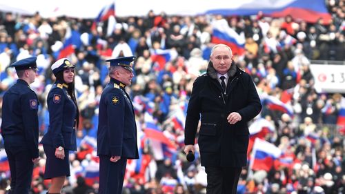 Ciucă spune că Rusia își poate lărgi războiul doar după 5-8 ani și că în momentul de față probabilitatea unui atac asupra României este zero / Fostul premier admite capacitatea Rusiei de a utiliza bomba aeriană devastatoare