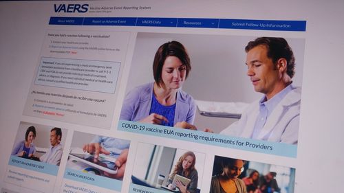 Scandalul VAERS. Cum se folosesc antivacciniștii din SUA de o bază de date federală pentru a răspândi dezinformări despre COVID