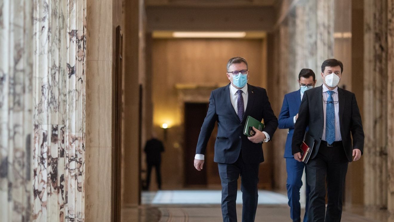 Chiar dacă proiectul bugetului pe 2022 a fost atacat la CCR, ministrul Budăi spune că are soluții pentru a plăti pensiile majorate de la 1 ianuarie