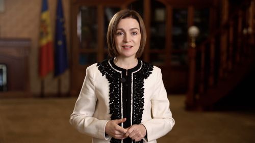 Maia Sandu va participa la Bucureşti la ceremonia de sfinţire a picturii Catedralei Naţionale
