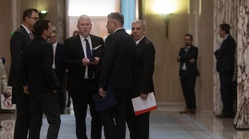 Noul Executiv a aprobat Ordonanţa care transpune în legislaţie structura guvernamentală stabilită prin hotărârea Parlamentului