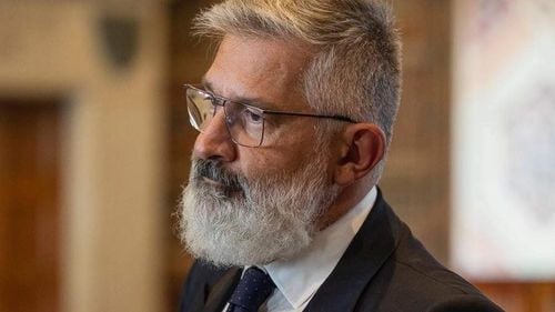 Parlamentul din San Marino, țară cu populație majoritar conservatoare, și-a ales primul șef de stat membru al comunității LGBT/ Mica republică trece printr-o serie de reforme pentru consolidarea drepturilor civile