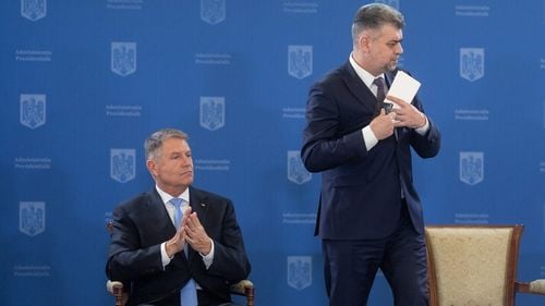 Ciolacu afirmă că nu e nevoie de nicio modificare de lege dacă Iohannis vrea să candideze la Senat: Îmi pare rău de colegii de la PNL, trebuiau să aprofundeze mai mult / Ciucă: O să discutăm cu juriştii noştri, cu specialiştii noştri şi o să verificăm dacă este aşa