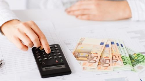 EXCLUSIV Ce companii din România ar putea plăti noua taxă anunțată de Comisia Europeană pentru alimentarea fondului de sprijin destinat țărilor afectate de criză