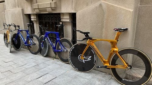 Un francez și un bosniac, arestați în dosarul furtului celor 22 de biciclete ale echipei Italiei de ciclism, recuperate în România / Prejudiciul, estimat la 400 de mii de euro