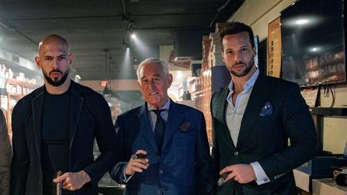 Roger Stone, considerat apropiat de Trump, scrie pe X că Richard Grenell ”a asigurat eliberarea” fraților Tate pentru că ”nu existau probe împotriva lor”/ În ianuarie, DIICOT ceruse menținerea arestului la domiciliu, o lună mai târziu i-a lăsat să plece din țară