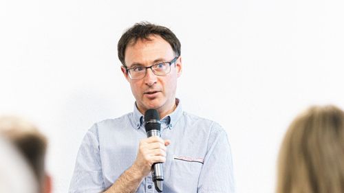 Istoricul Stefano Bottoni: Cultul lui Orbán în Transilvania reprezintă o amenințare serioasă pentru comunitatea maghiară din România