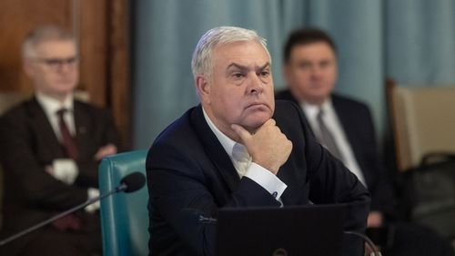 USR: Ministrul Tîlvăr, chemat în Parlament la Ora Guvernului / PSD şi PNL, acuzate că au refuzat să transmită cererea ministrului / Senator: Este un abuz grav şi o încălcare a normelor democratice din Parlament