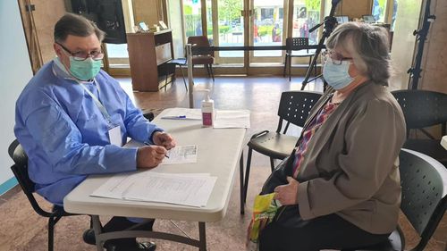 Alexandru Rafila participă la Maratonul Vaccinării: Mă bucură implicarea unui număr impresionant de medici şi de studenţi