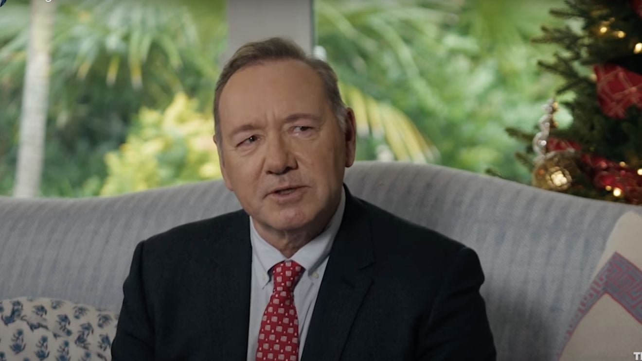 Actorul Kevin Spacey spune că este fără adăpost și locuiește în hoteluri / Crede că va reveni la Hollywood dacă Scorsese sau Tarantino l-ar suna / Duminică a cântat într-un club de noapte în Cipru