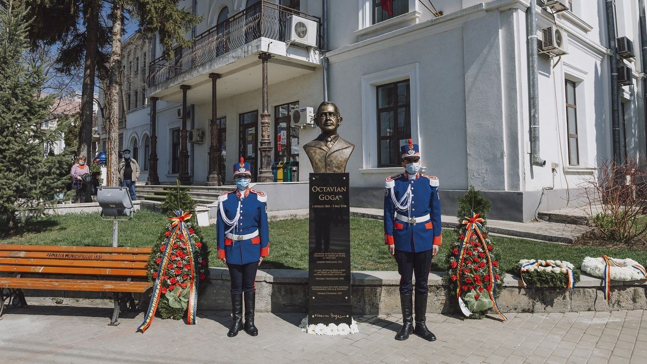 Oamenii de cultură din Cluj ies în apărarea lui Octavian Goga și acuză un atentat la identitatea națională, după inițiativele recente de eliminare a numelui poetului din spațiul public