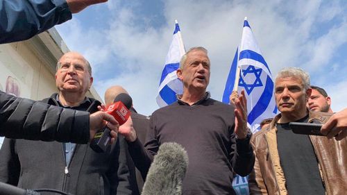 Rivalul lui Netanyahu și-a recunoscut înfrângerea