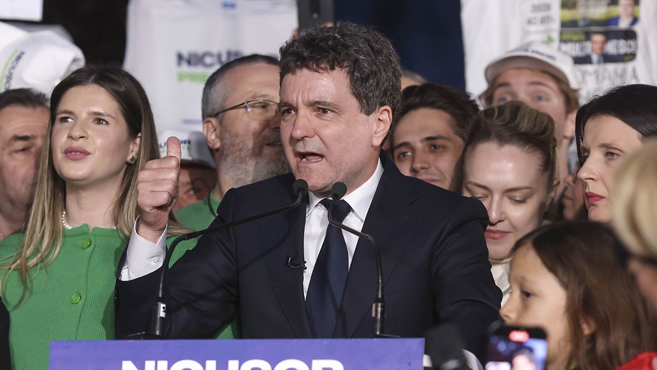 Nicușor Dan: Mâine începem discuțiile informale pentru un nou guvern, să vedem cine, ce vrea: ”Săptămâna asta voi discuta cu domnul Bolojan, să vedem deficitul și cum suntem în zona de securitate”