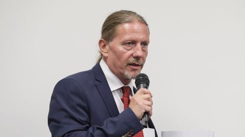 A murit fostul jurnalist Matei Vîrtosu, purtătorul de cuvânt de la Avocatul Poporului