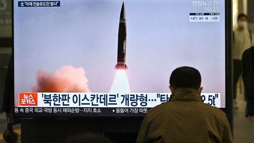 Coreea de Nord a lansat o rachetă cu rază lungă de acțiune potențial capabilă să atingă Statele Unite