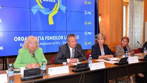 Premierul care nu are în guvern nici un ministru liberal femeie: PNL a susţinut şi va susţine în continuare cât mai multe doamne în funcţii
