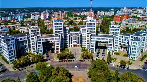Alertele aeriene răsună în aproape toată Ucraina / Este preconizat un atac masiv al Rusiei