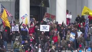 Fost consilier pentru securitate internă al lui Donald Trump: Președintele este vinovat de acest asediu