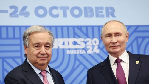 Invadarea Ucrainei este contrară dreptului internaţional, i-a subliniat şeful ONU preşedintelui Putin