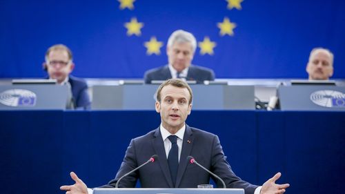 Emmanuel Macron vrea o Uniune Europeană suverană, „capabilă să-şi controleze frontierele” / Președintele francez intenționează să inițieze „o reformă a spațiului Schengen”
