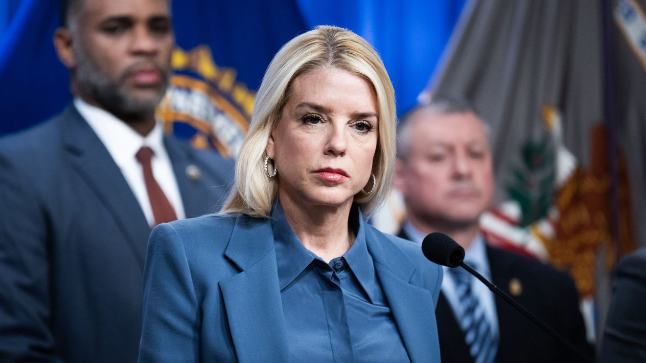 O comisie a Congresului SUA a citat-o pe procuroarea generală Pam Bondi pentru a depune mărturie în cazul Epstein