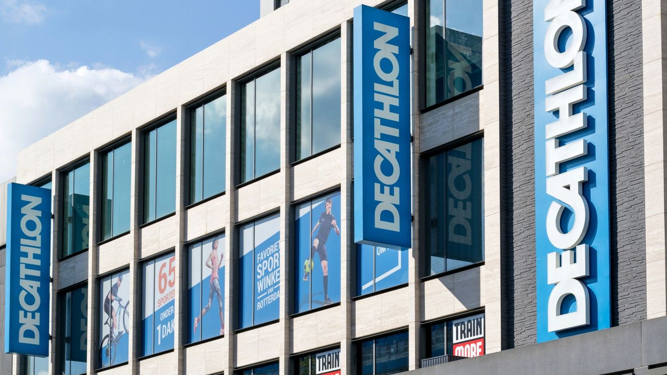 Bloomberg: Decathlon ar putea vinde o participaţie minoritară în afacerea sa din China