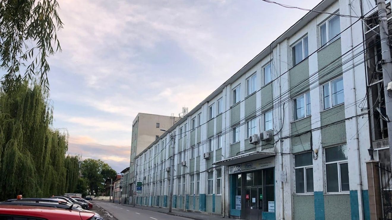 Dezvoltatorul imobiliar One United Properties achiziţionează terenul fostei platforme industriale FLARO din Sibiu, un producător important de obiecte de scris