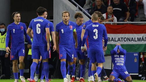 Scandări rasiste la meciul Ungaria-Anglia. Fanii maghiari au aruncat cu torțe înspre jucătorii englezi și au folosit sloganuri discriminatorii