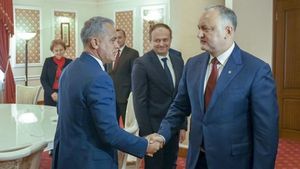 Schema de furt cu energie electrică în care ar fi fost implicați Dodon și Plahotniuc. Conexiunile duc spre cel mai important sindicat de crimă organizată din Rusia - „Solntsevskaya Bratva”