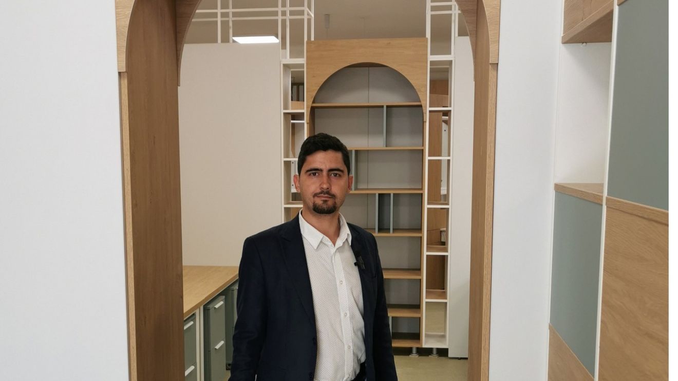 EXCLUSIV: USR, plângere penală la DNA împotriva USR / Șeful filialei sector 6 susține că viceprimarul lor este suspect de corupție după ce un coleg de partid ar fi vândut mobilier de grădiniță unei instituții din subordinea primăriei la prețuri nejustificat de mari