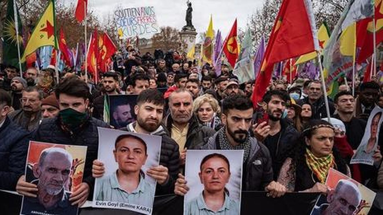 Cum a deteriorat atacul rasist asupra kurzilor de la Paris relațiile deja proaste dintre Turcia și Franța (Franceinfo)